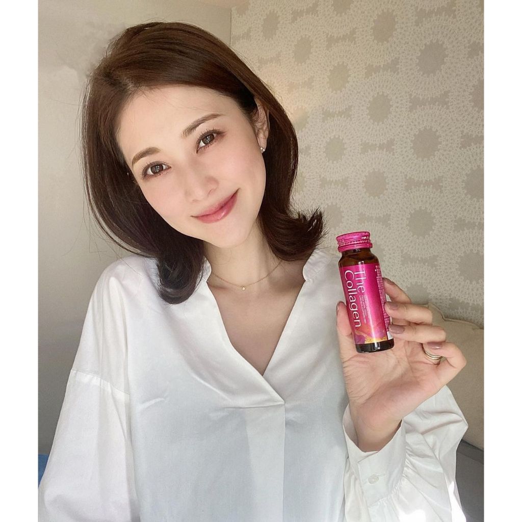 Nước uống trắng da The Collagen giúp da căng mịn, trẻ hóa, giảm vết nhăn, thâm nám - Hộp 10 chai