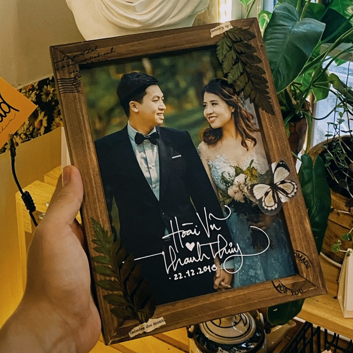 Khung ảnh chữ viết tay NOMAD GARDEN