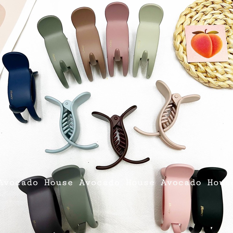 Kẹp tóc càng cua 3 răng Honey nhựa mờ tông màu nude