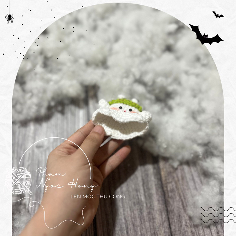 Móc khoá bé ma mũ quái vật 3 mắt, len móc thủ công