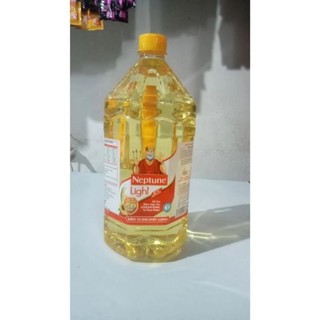 Dầu ăn Neptune light 2L