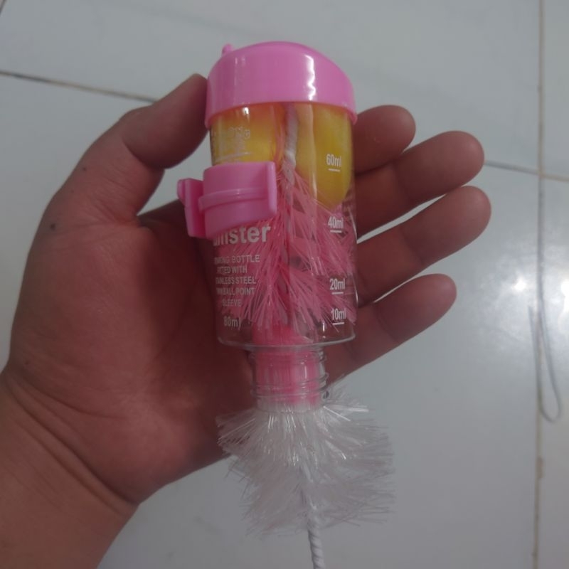 Dụng Cụ Vệ Sinh Bình Nước Hamster - Màu Ngẫu Nhiên