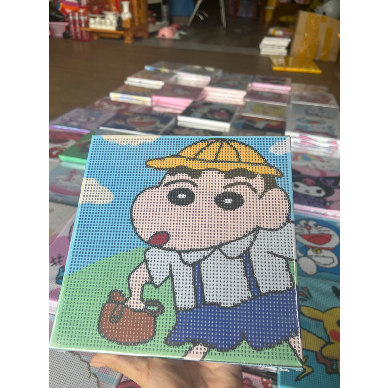 Tranh đính đá có khung full đá- size 20x20cm hoạt hình, gấu dâu và cặp đôi có khung gỗ căng sẵn và khung để bàn