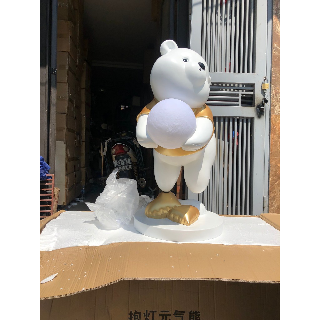 Tượng gấu Cute bearbrick trang có trí đèn led cảm ứng vô cùng sang trọng và đẳng cấp, hàng siêu hot