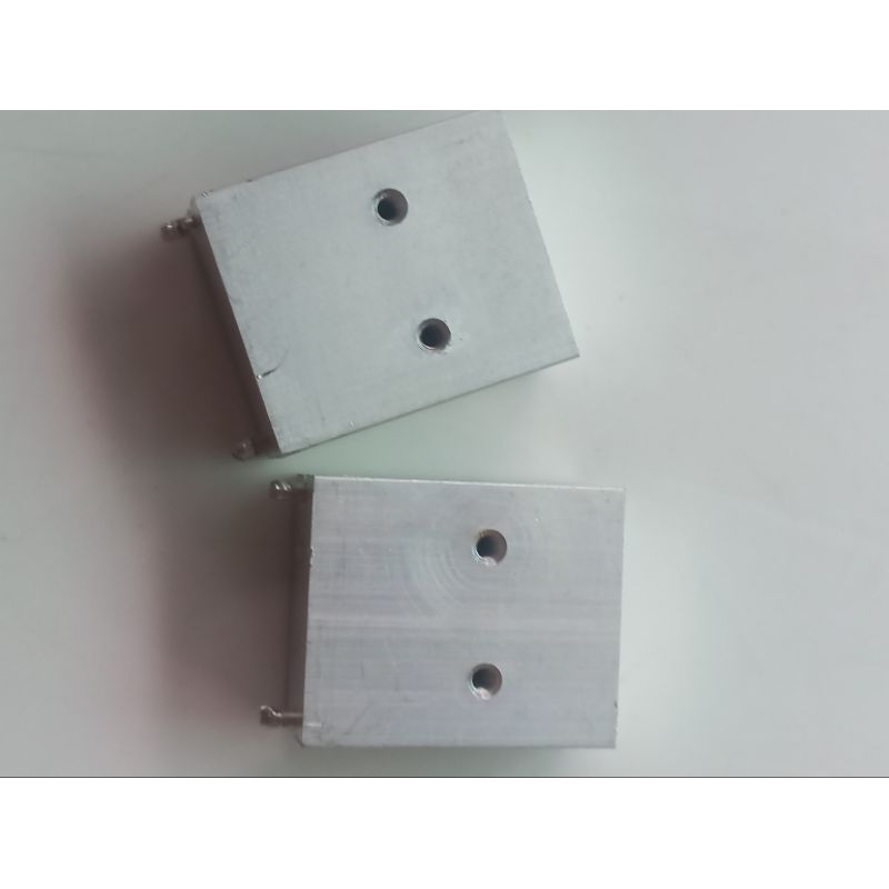 Nhôm tản nhiệt tháo tg1000.