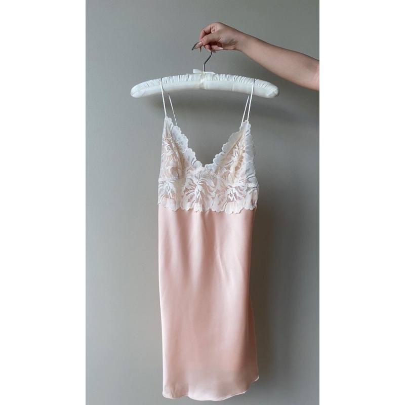 LANA SLIPDRESS - Váy lụa silk satin phối ren mềm - Fragilespine