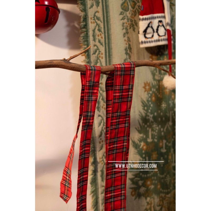 Ruy băng đỏ caro chiều dài cuộn 5 Mét