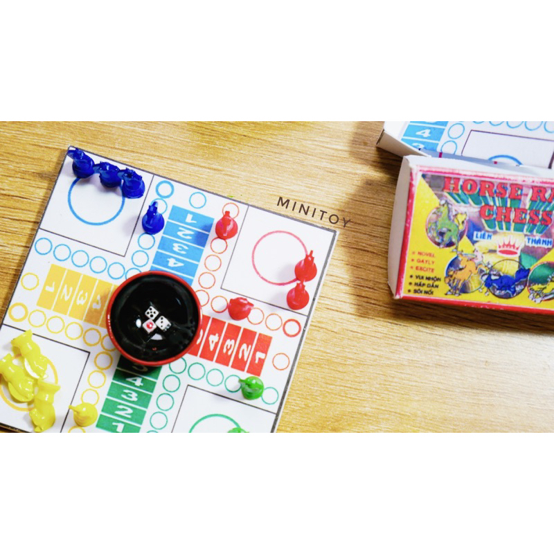 Mô hình cờ cá ngựa thu nhỏ siêu đẹp