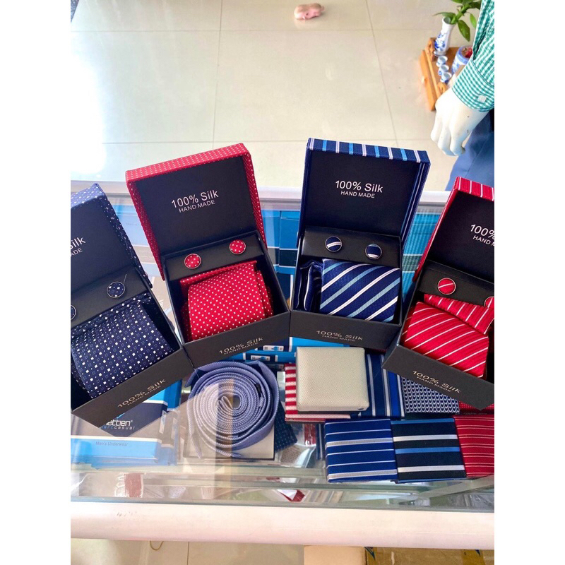 SET CÀ VẠT NAM SANG TRỌNG LỊCH LÃM