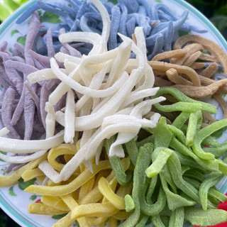 1kg Mứt dừa non dẻo nhà làm - Dẻo,mềm, thơm ngon, luôn mới, màu từ rau củ, không chất bảo quản