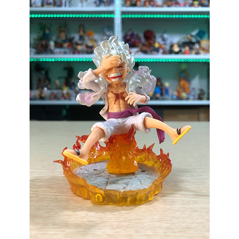 Mô hình Luffy gear 5 ngồi cười có đèn LED
