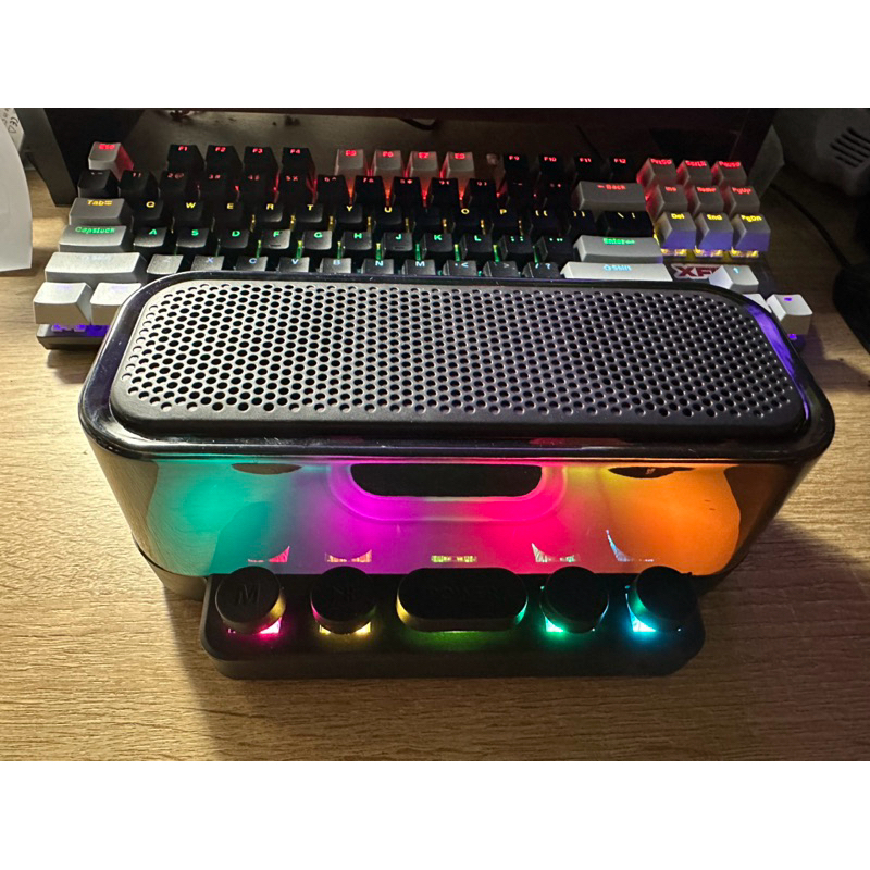 Loa Bluetooth Z6  Trong Suốt LED RGB 16 triệu màu, loa không dây để bàn, decor bàn làm việc, loa trong suốt