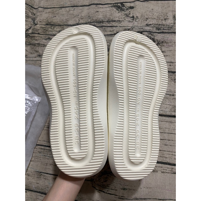 THANH LÝ Dép xỏ ngón đế cao