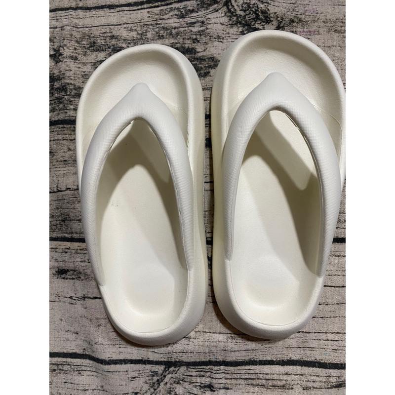 THANH LÝ Dép xỏ ngón đế cao