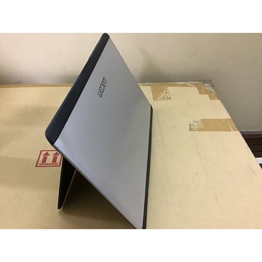 Bảng vẽ Wacom cintiq companion DTH-A1300