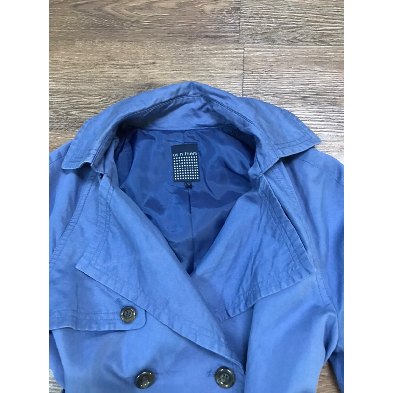 Áo khoác mangto dáng ngắn size M