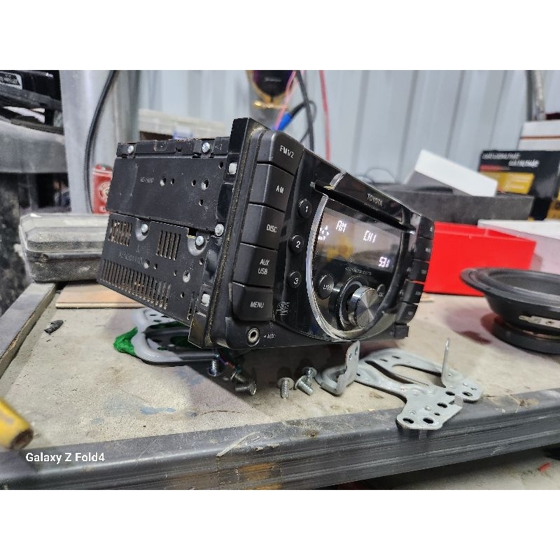 Cd 2din toyota thân đen