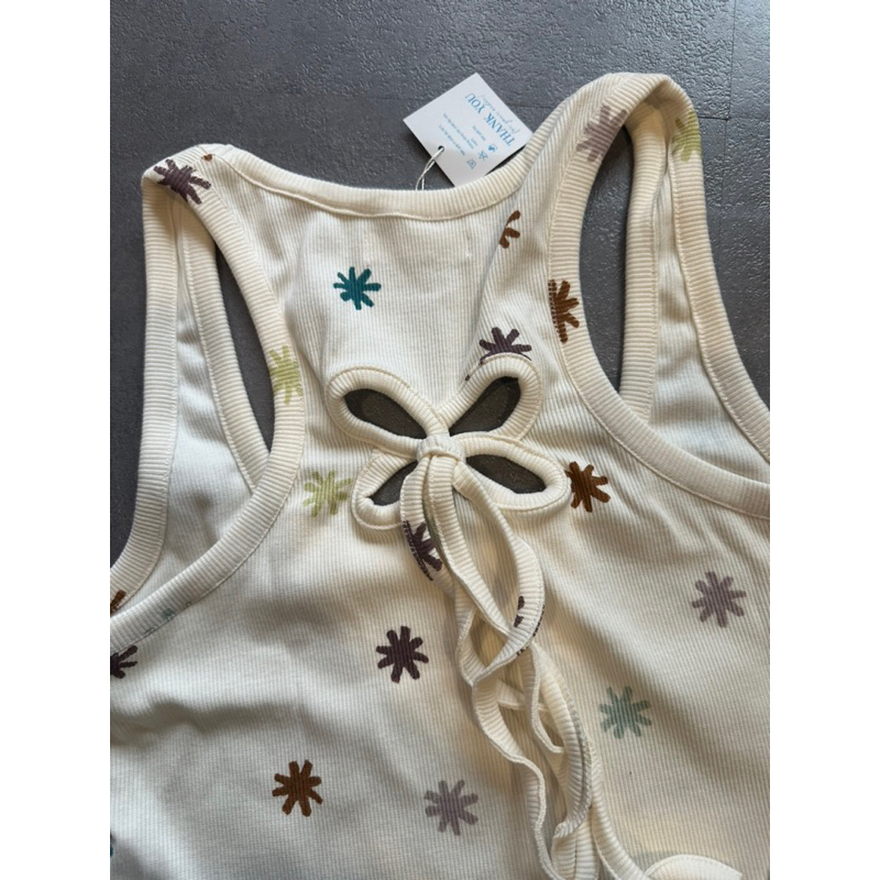 Balo khoét hoa sau lưng Paparoti.sg