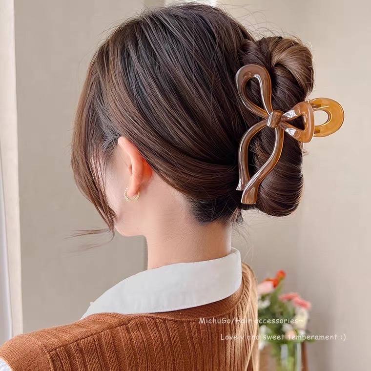 Kẹp gắp thắt nơ nhựa