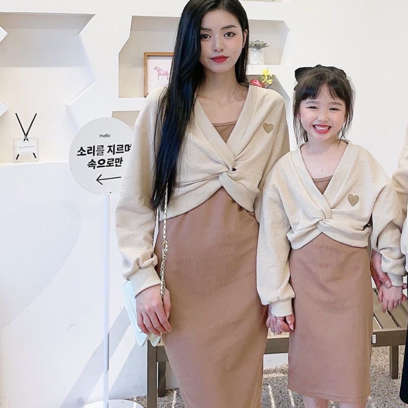 Váy đôi mẹ bé gái, đồ đôi gia đình đầm hai dây kèm áo khoác ngoài kiểu dáng dễ thương
