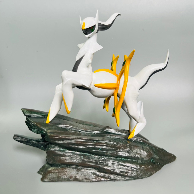 Mô Hình Pokemon Arceus