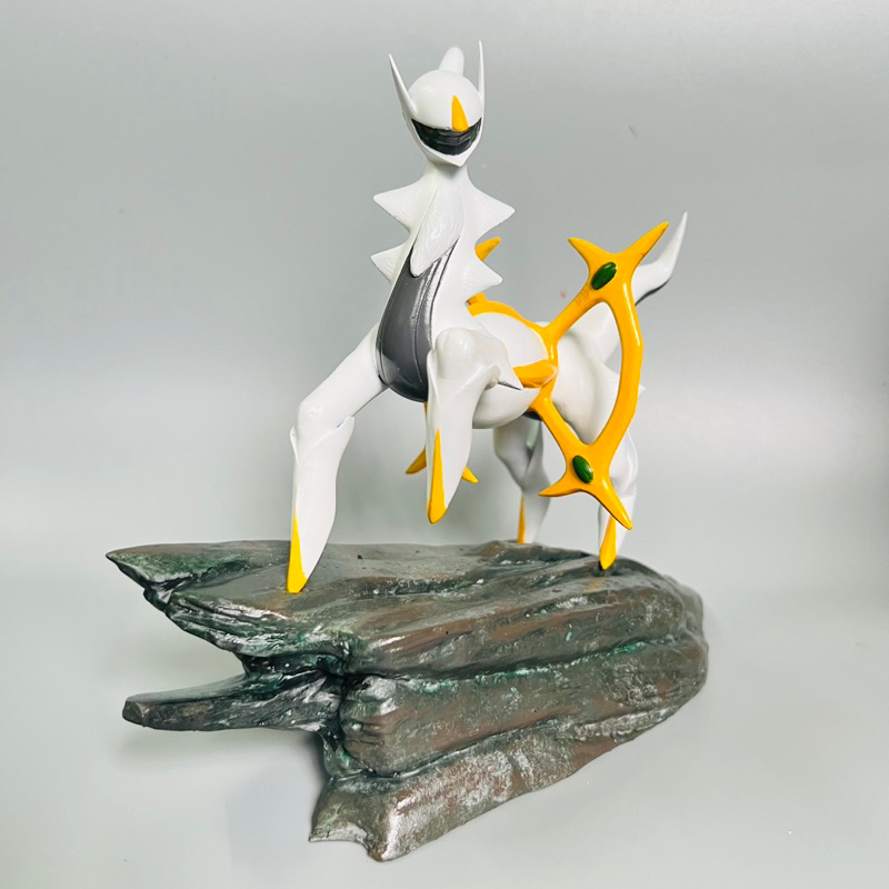 Mô Hình Pokemon Arceus