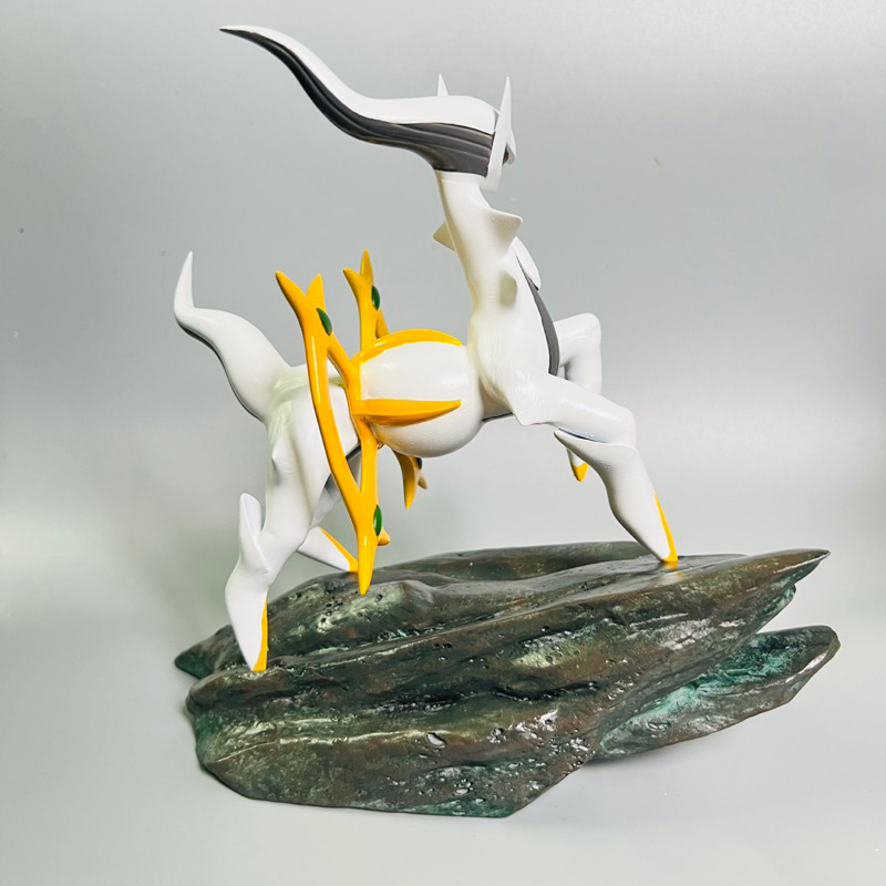 Mô Hình Pokemon Arceus