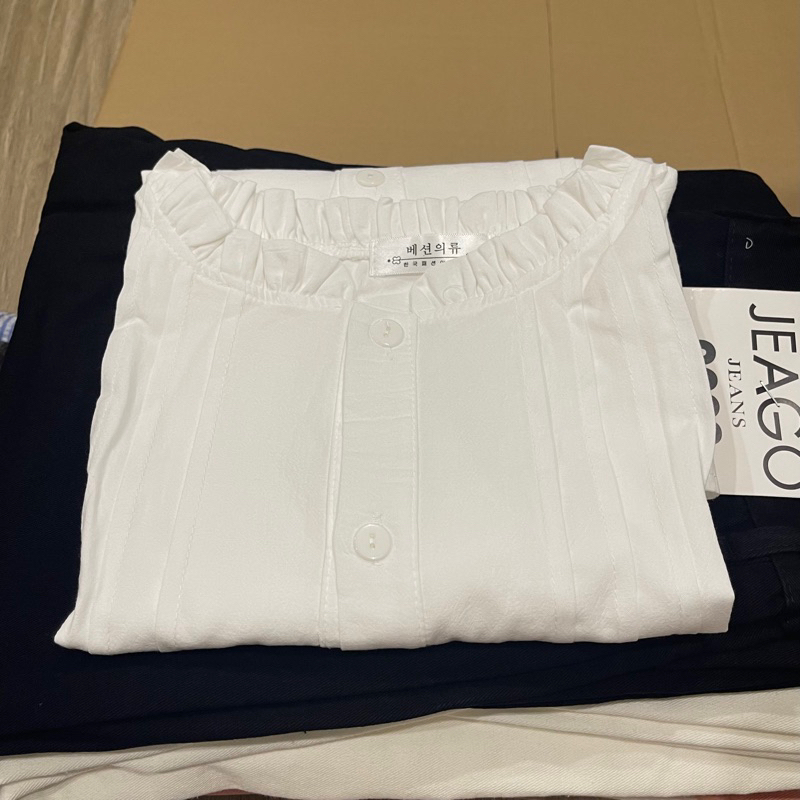 Áo sơ mi xếp ly dáng babydoll Hàn Quốc - WHITE BLOUSE