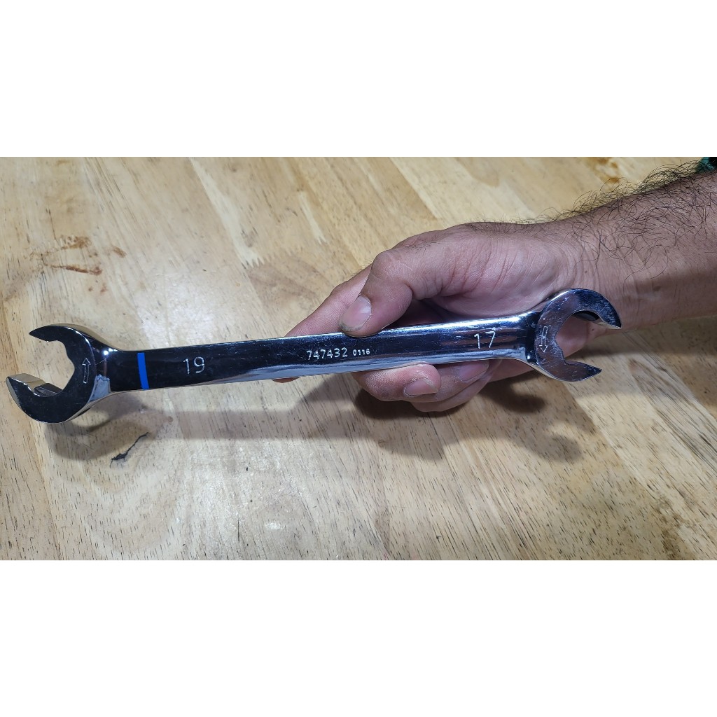 Cờ lê tự động Kobalt 17-19mm