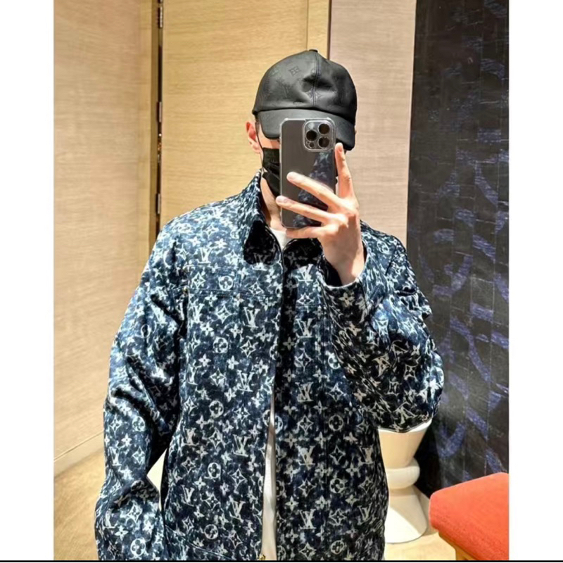 Áo bò nam Denim  jacket Luois vuitton newss màu xanh cực sang mẫu mới về đủ size tại An Store