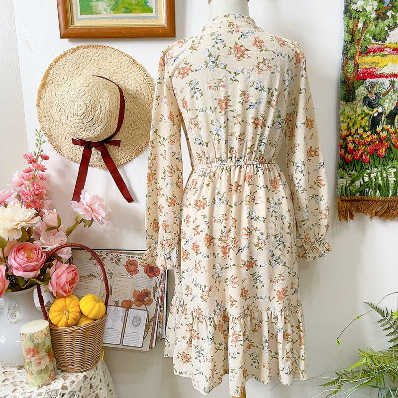 Đầm hoa nhí tay dài dễ thương