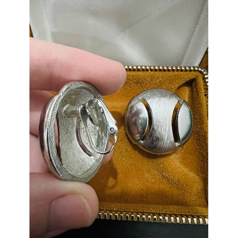 Bông tai vintage kim loại đẹp dạng kẹp