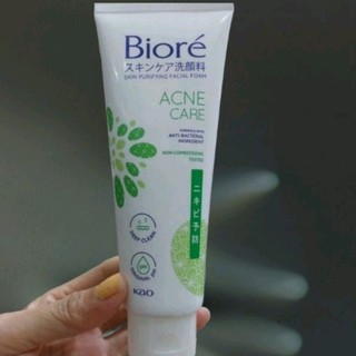 SỮA RỬA MẶT BIORE ACNE CARE 100G SẠCH MỤN VÀ KHÁNG KHUẨN
