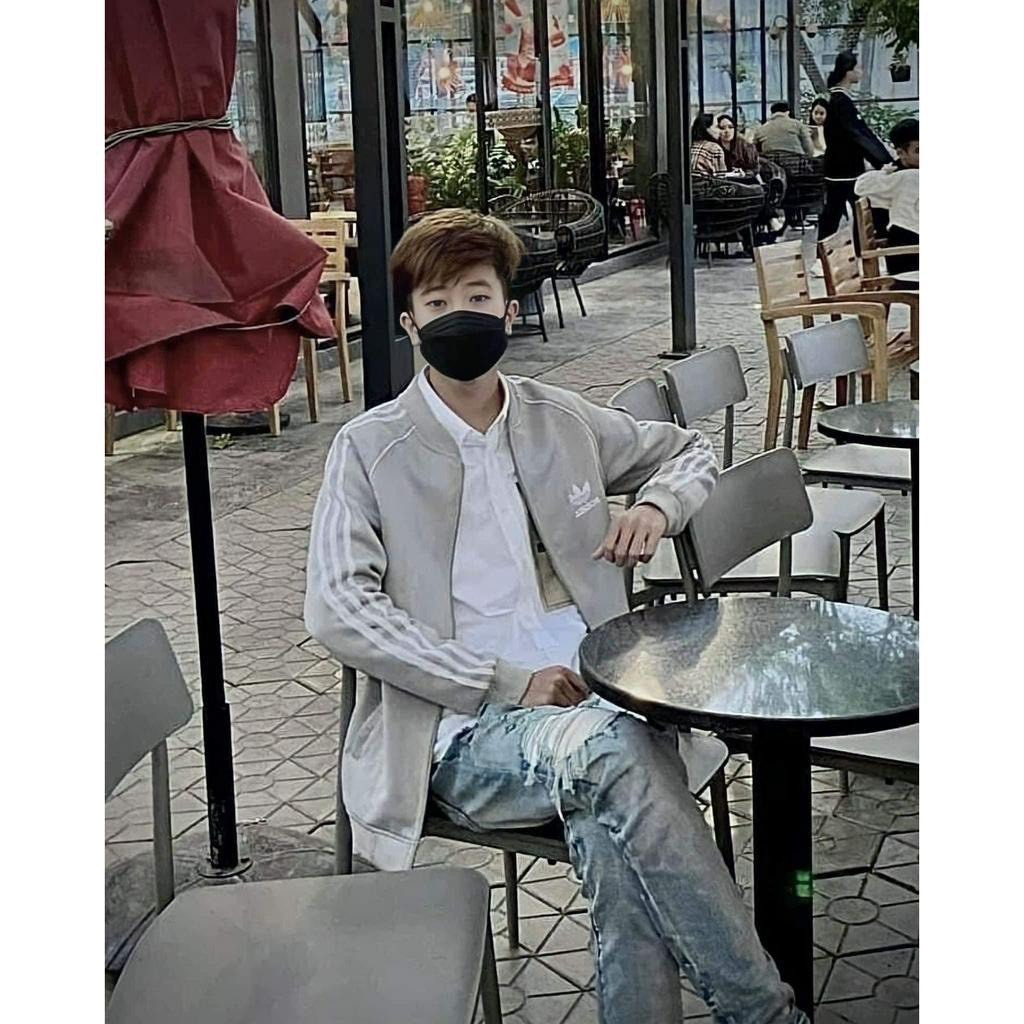 Áo Khoác Nam Nữ  Chất Nỉ Dày Dặn from rộng  Áo Bomber 3 Sọc  logo thêu chữ DASSS  Giá Rẻ