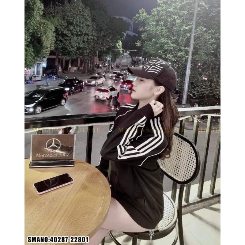 Áo Khoác Nam Nữ  Chất Nỉ Dày Dặn from rộng  Áo Bomber 3 Sọc  logo thêu chữ DASSS  Giá Rẻ