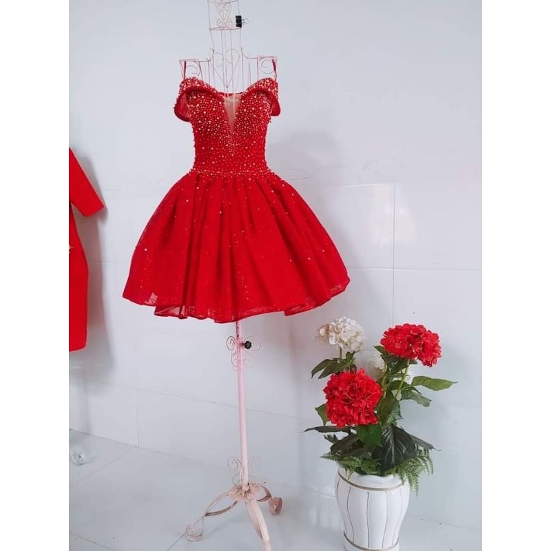 Váy công chúa.- váy cưới ngắn