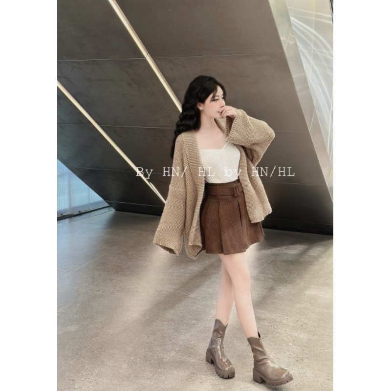 Set áo 3 món áo trắng trong chân váy lèm áo khoác len với phong cách trẻ trung siêu sang hàng QC