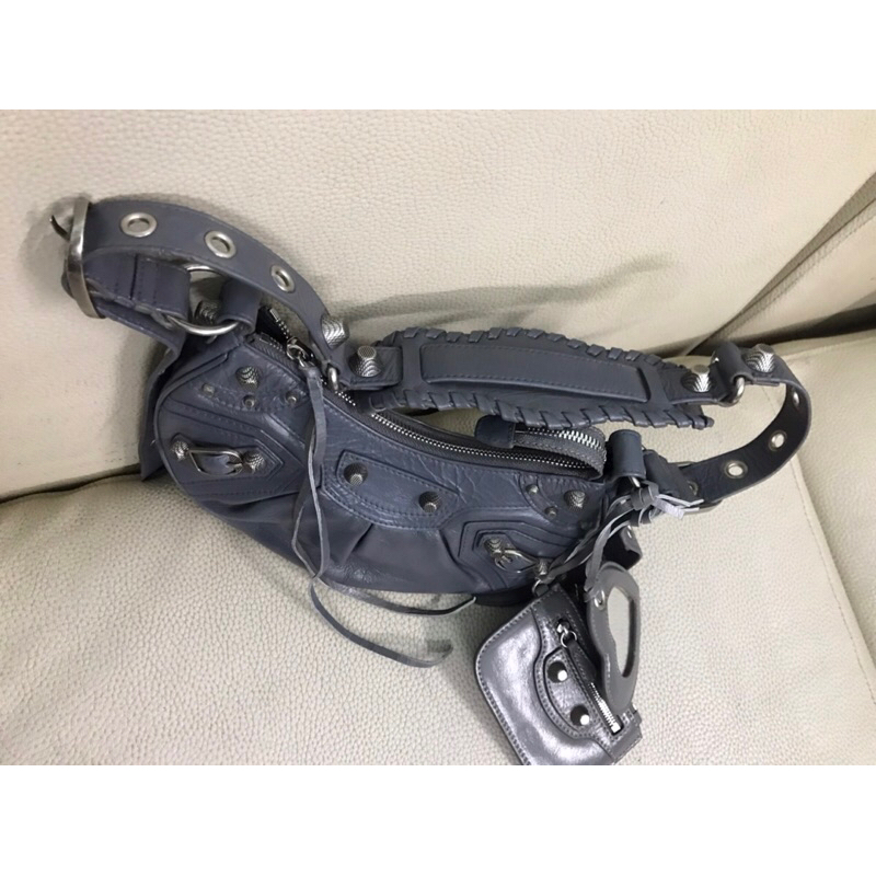 Túi balen s20 cm cưng xĩu tình trạng 90%