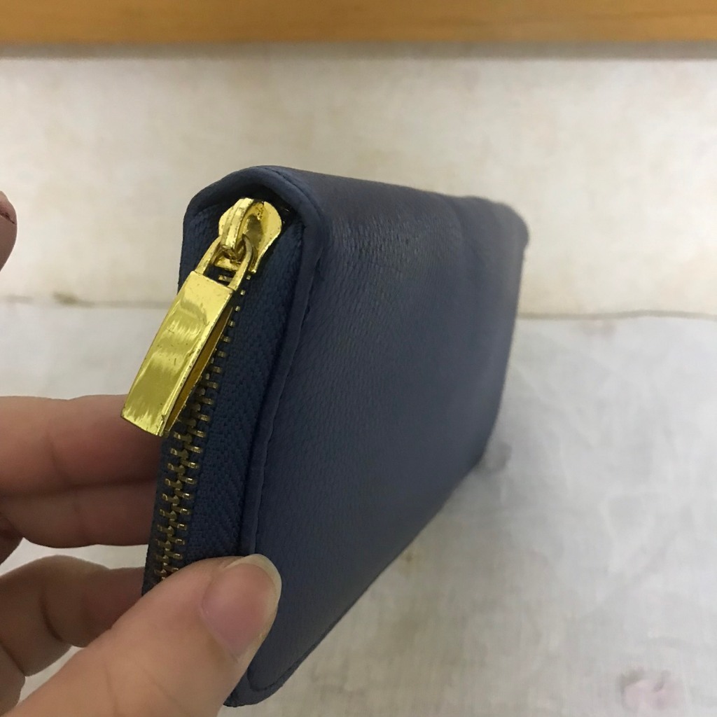 Ví da nhiều ngăn