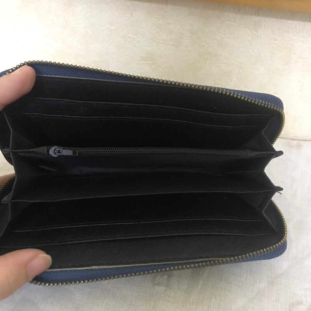 Ví da nhiều ngăn