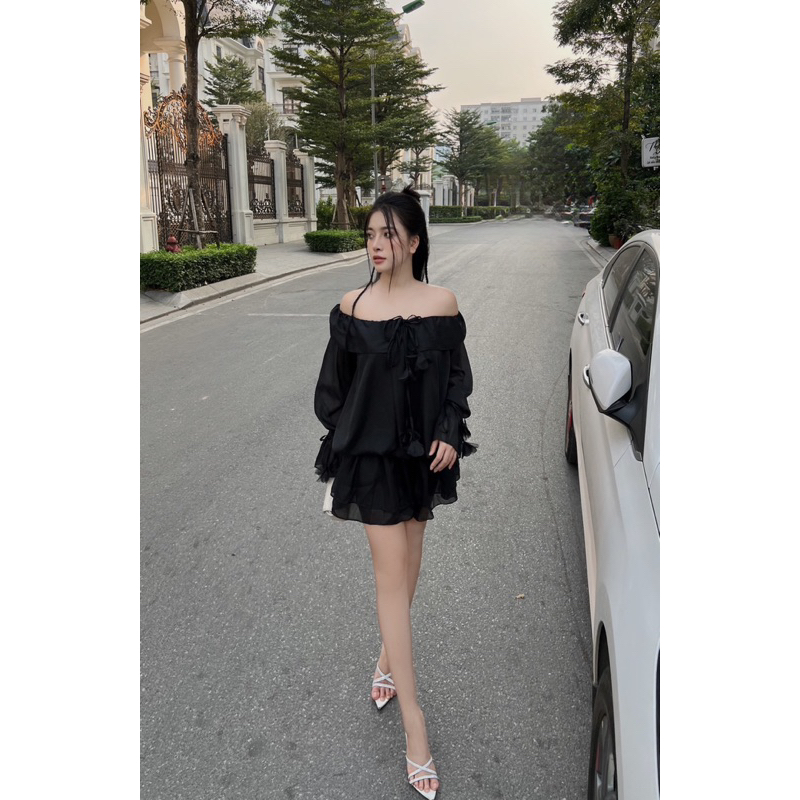 Đầm voan tơ ánh kim baby doll trễ vai đính hoa - Amber Dress