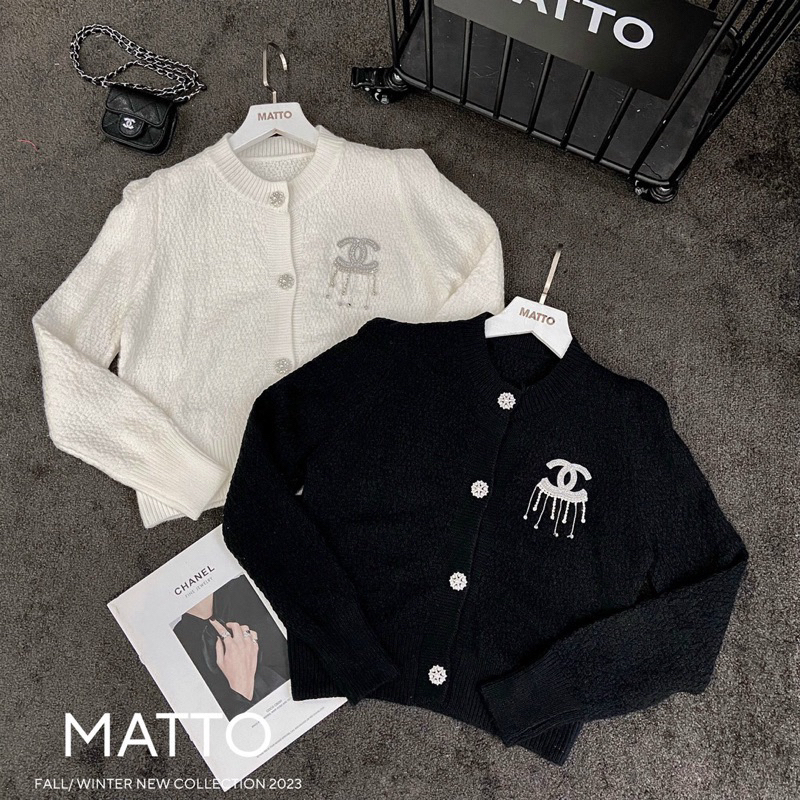 Áo len cadigan kèm tag x