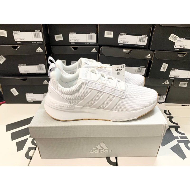 Giày Adidas GX4208 full box, có mail mua hàng hàng có sẵn, bay size nhanh nên các ace chốt nhanh ạ