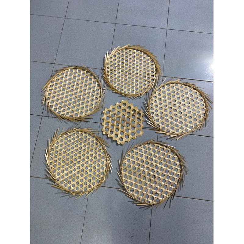 Tre đan được gắn thêm vòng xoáy cạnh kích thước 50*50