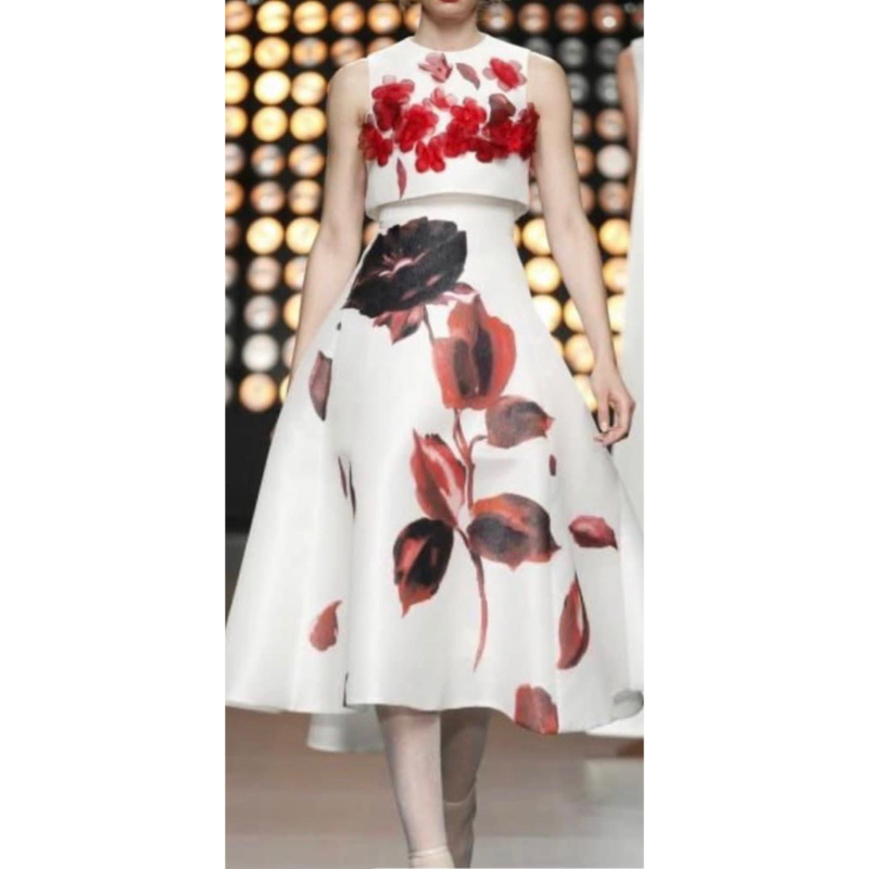 Set chân váy và áo croptop dễ thương Ted xịn xò