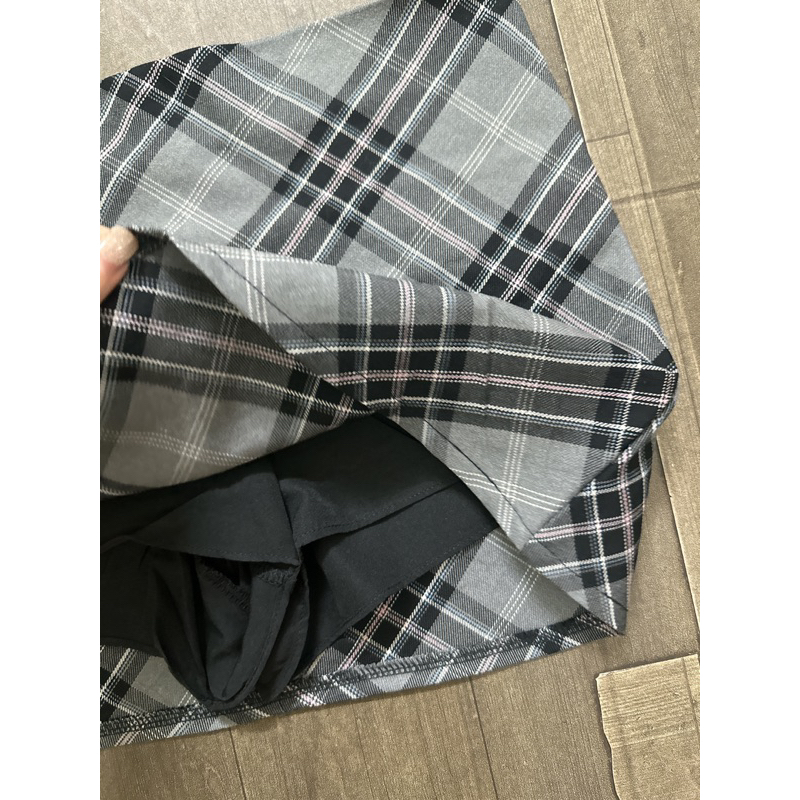 Chân váy ngắn kẻ caro y2k cạp thấp/trễ decos size S new màu xám