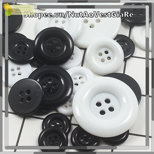 Set 20 chiếc cúc nhựa, nút nhựa 4 lỗ  dùng cho áo vest, áo sơ mi, quần tây, áo măng tô