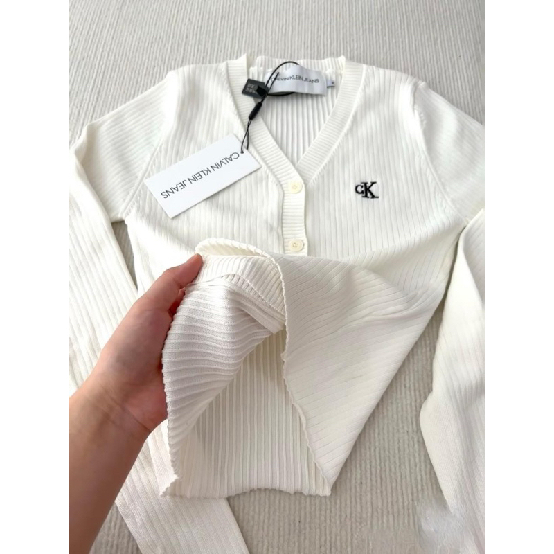 Áo cardigan len CK Calvin Klein giống Jennie Blackpink