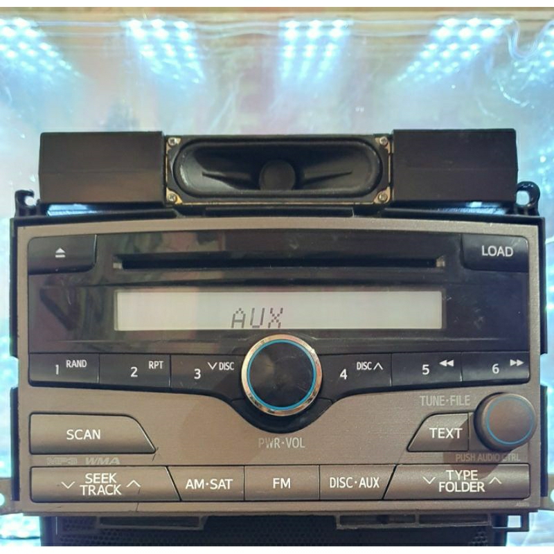 Máy phát nhạc liền Amply 6disk Toyota Venza 2009 10 11 12 13 14 15 16 2017 . Tính năng Aux. bộ 6 disk.radio.