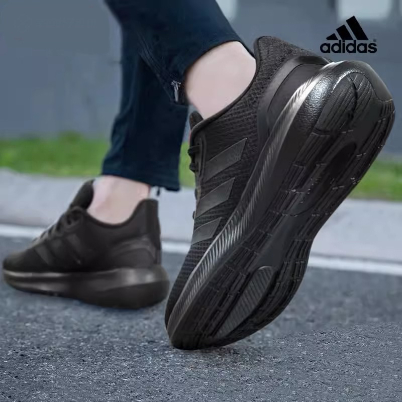 Giày Adidas HP7544 full box, có mail mua hàng hàng có sẵn, bay size nhanh nên các ace chốt nhanh ạ